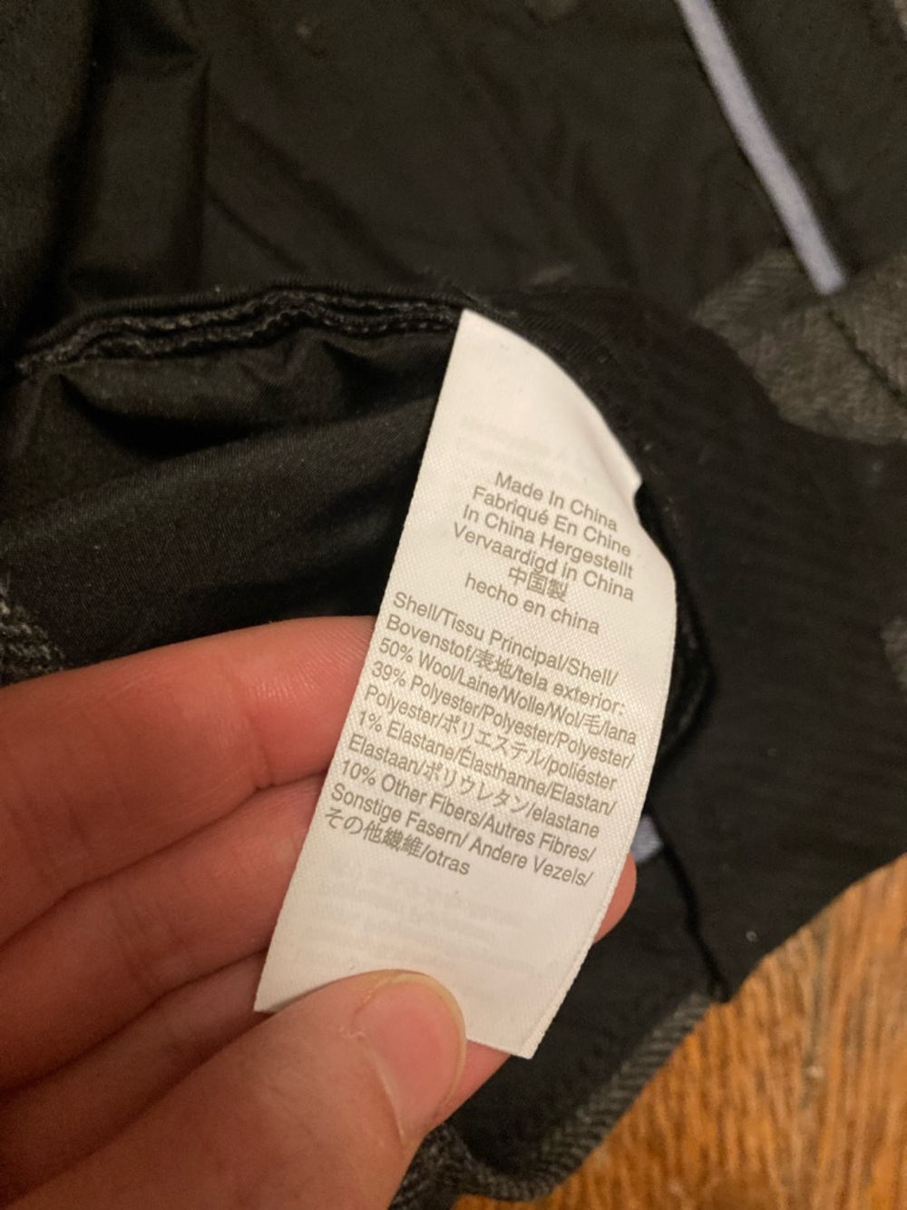J. Crew men’s Ludlow Slim-fit suit pant in gray/black herringbone - Picture 6 of 6